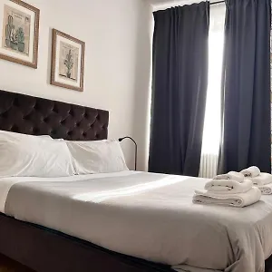 Dieci At Spanish Step - Belsiana Luxury Rome