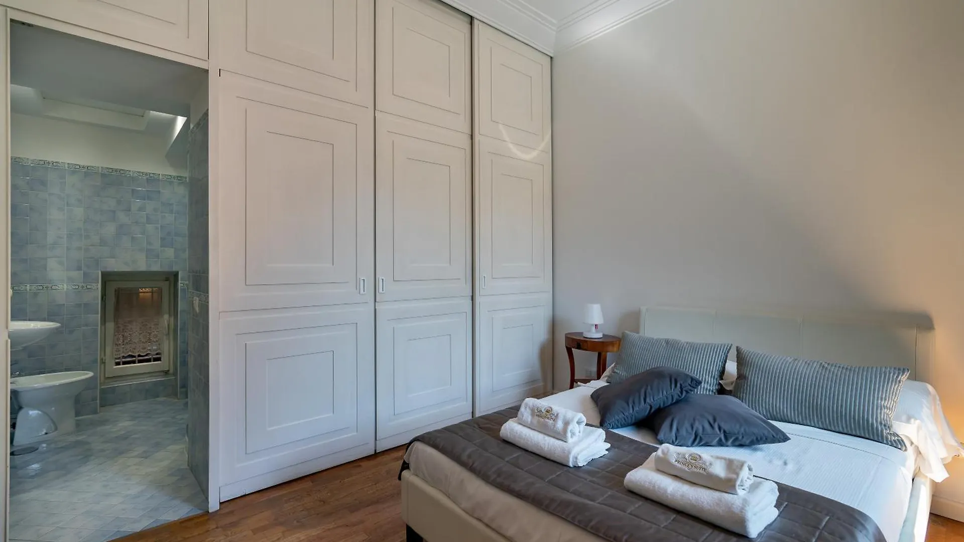 Holiday home Casa Vacanza Crispi 33 Rome
