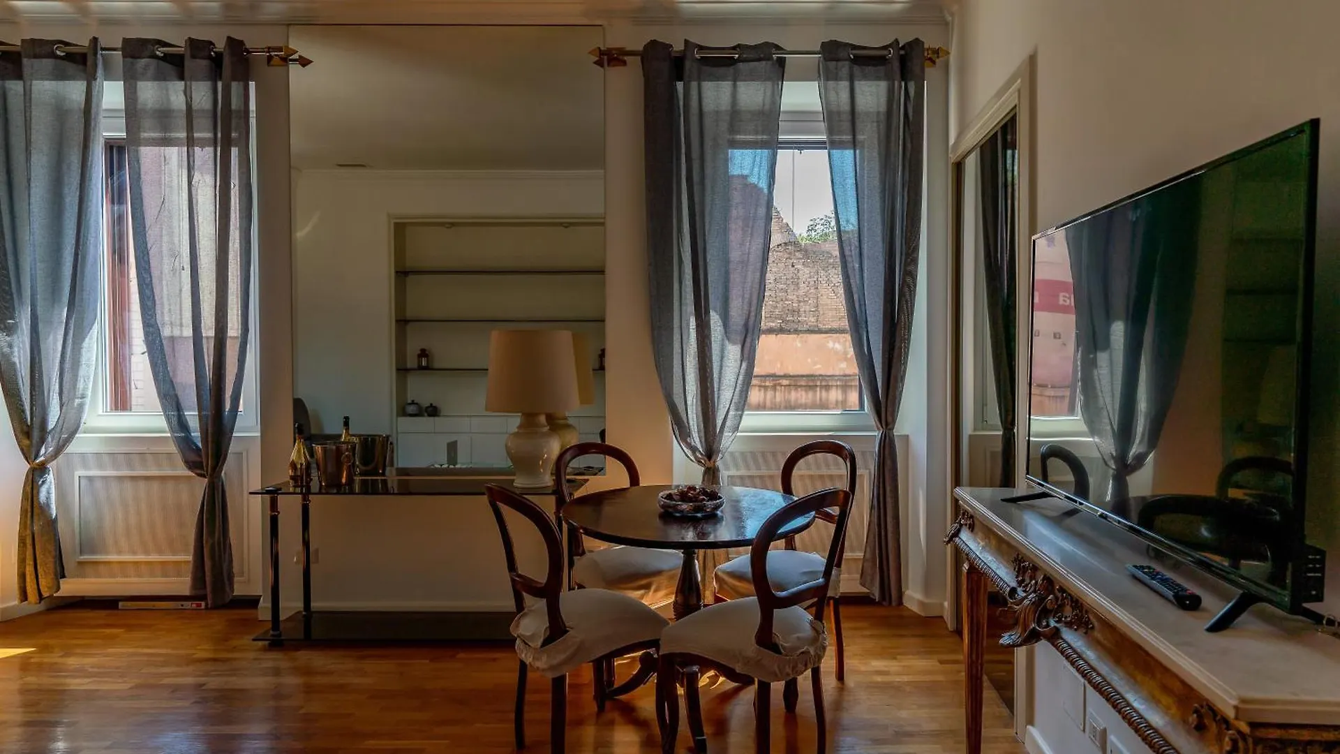 Casa Vacanza Crispi 33 Rome 0*,  Italy
