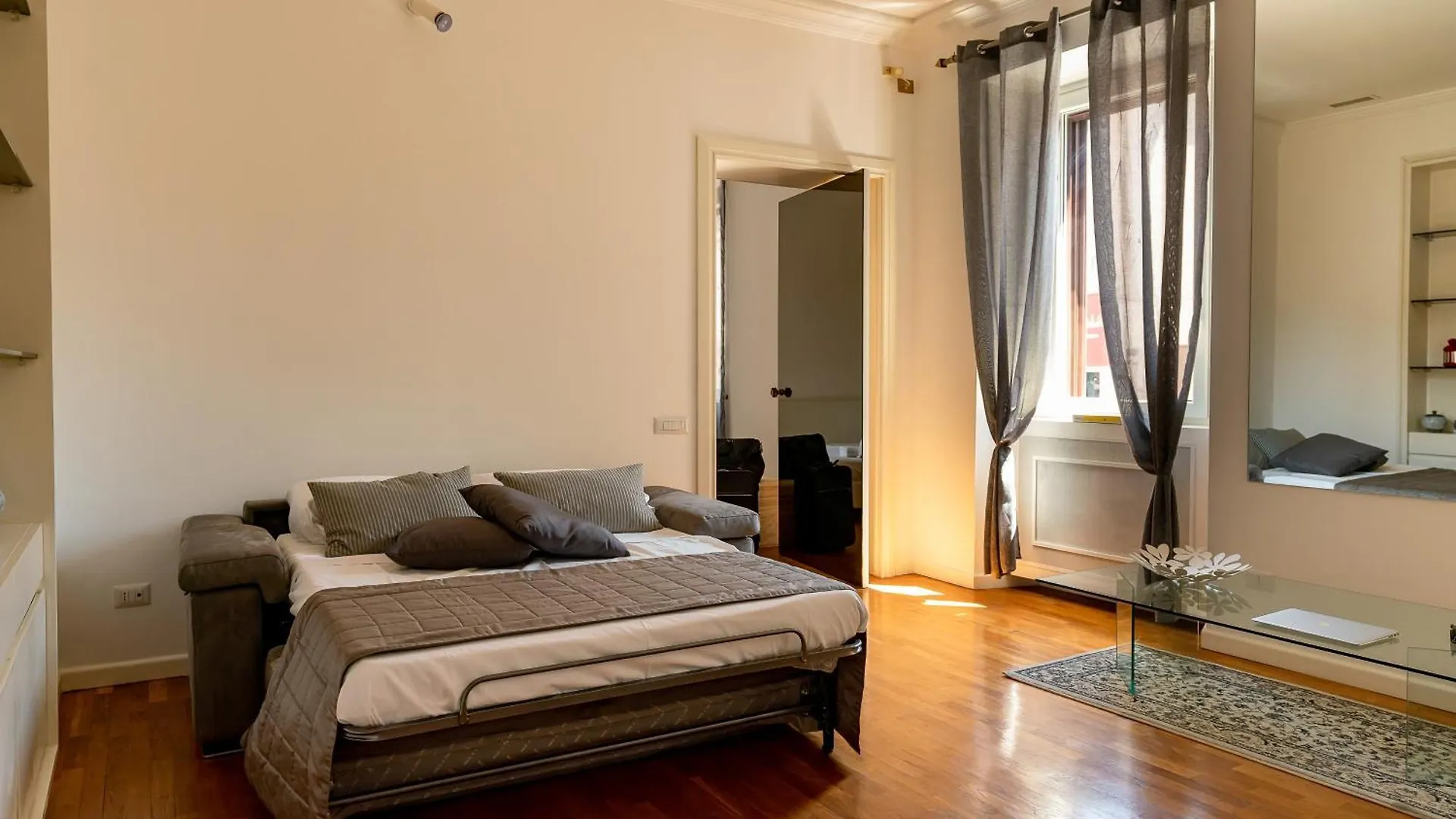 Casa Vacanza Crispi 33 Rome