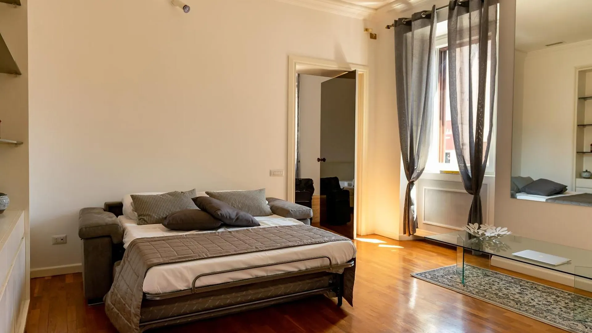 Casa Vacanza Crispi 33 Rome 0*,  Italy